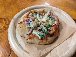 Mushroom pizza at Ramuna in Nara