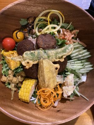 Buddha bowl 🍲   at Ramuna in Nara
