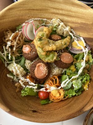 Buddha bowl  at Ramuna in Nara