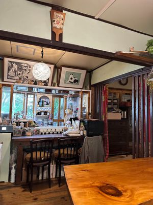 Waiting for take-out - Super cute inside! at Ramuna in Nara