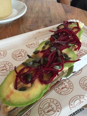 Tosta Vegana 5,90 € at La Vaca Atada in Cadiz