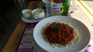 Vegan very tasty classic spaghetti! You dont missing anything. Great! at La Brasserie in Zedelgem