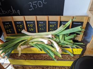 Hours at Scoby Bar a Jus in Marseille