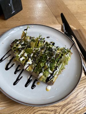 Avocado Bread #Veganuary at Balance Deli in Frankfurt