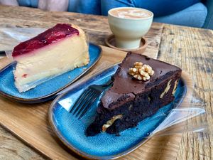 Cheesecake & walnut chocolate cake at Balance Deli in Frankfurt