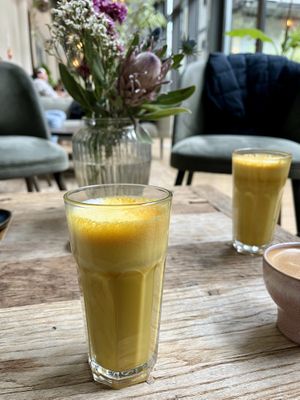 Golden milk 💚  at Balance Deli in Frankfurt