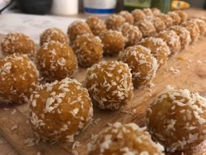 Vegan energy ball   at Balance Deli in Frankfurt