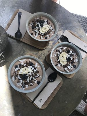 Peanutbutter Chocolate Smoothie Bowl  at Balance Deli in Frankfurt