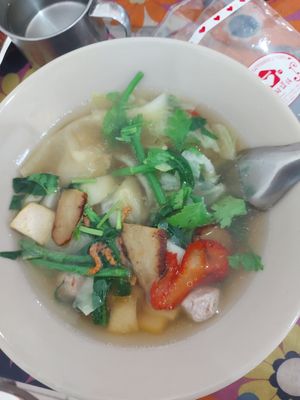 Dumpling soup at King Lio in Chiang Mai