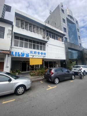 Two of the signs   at Lily's Vegetarian Cafe in Penang