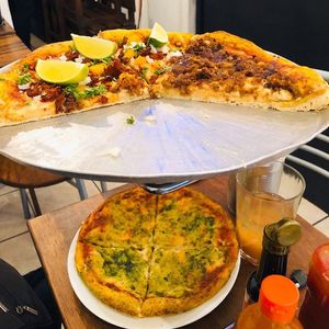 Súper ricas y artesanales  at Salvaxe.MX in Mexico City