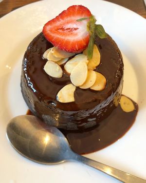 El volcán de chocolate es lo máximo  at Salvaxe.MX in Mexico City