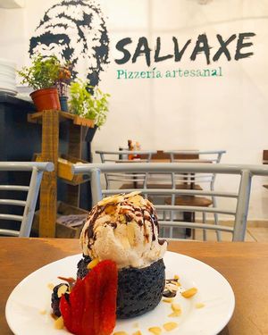 Volcán con helado  at Salvaxe.MX in Mexico City