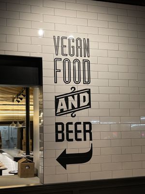 Damn Good Vegan Food and Beer at V-Grits and Chimera Brewing in Louisville