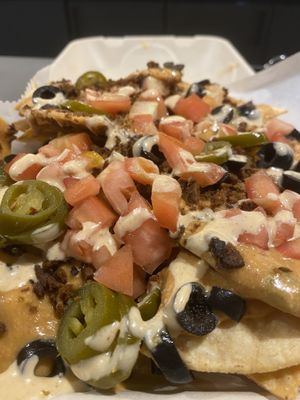Nachos Supreme at V-Grits and Chimera Brewing in Louisville