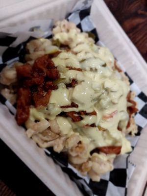 Loaded Gouda Mac at V-Grits and Chimera Brewing in Louisville