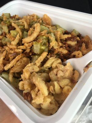 Cheeseburger loaded Mac at V-Grits and Chimera Brewing in Louisville