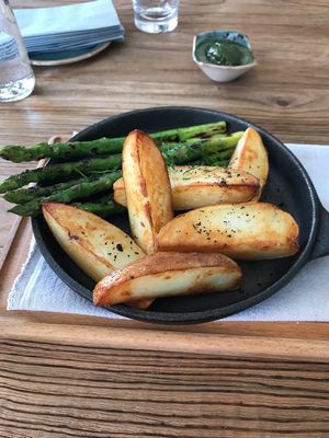 Potatoes with asparagus  at Ugolek in Moscow