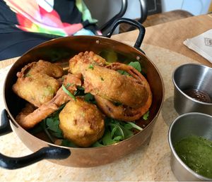 Bhajis (onion, smokehouse sausage and avocado) at Veganapati in Lisbon