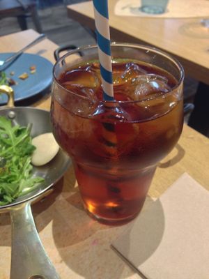 Homemade iced tea at Veganapati in Lisbon