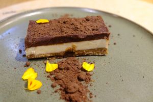 Tarte de chocolate branco e baobab
White chocolates pie with baobab at Veganapati in Lisbon