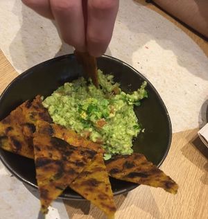 Guacamole at Veganapati in Lisbon