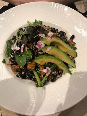 Mariachi salad at Veganapati in Lisbon