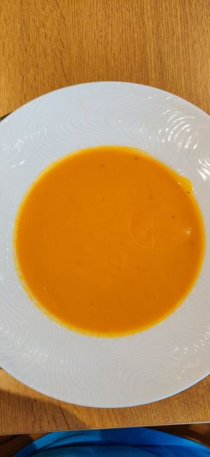 Carrot soup at Veganapati in Lisbon