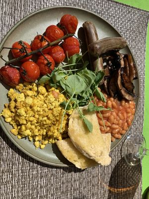 The Fry Up! Yummmmm at Veganapati in Lisbon