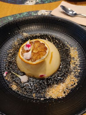 😋😋 at Veganapati in Lisbon