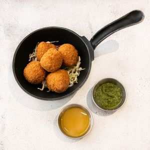 Vegan Portuguese Twist at Veganapati in Lisbon