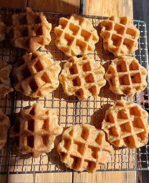 Cinnamon and walnut at Iriyama Tofu Shop in Kyoto