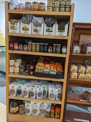 Olives at La Carotte Joyeuse in Quebec