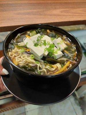 Sopa de vegetales, noddles y tofu at Come Saludable in La Chorrera