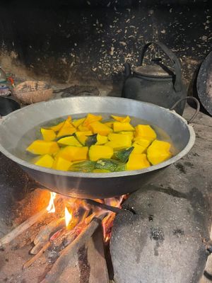 Cooking class at Welle Gedara Homestay & Cooking in Weligama