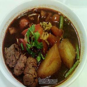 Taiwanese Soup Noodles at Loving Hut - Huaining in Taipei