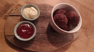 Cheesy falafel at Apuro Vegan Bar in Porto