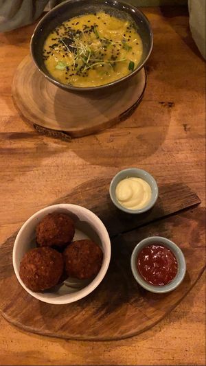 Soup and cheesy falafel at Apuro Vegan Bar in Porto