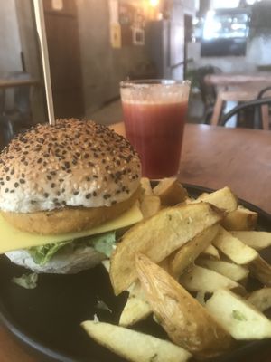 No no no free chicken   at Apuro Vegan Bar in Porto