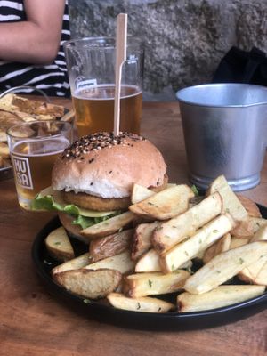 Hamburguer  at Apuro Vegan Bar in Porto