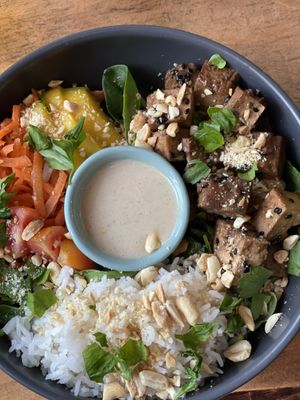 This tofu bowl is delicious   at Apuro Vegan Bar in Porto