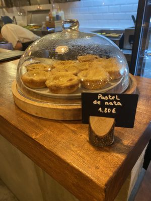 Pastel de nata   at Apuro Vegan Bar in Porto