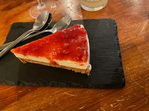 Strawberry cheesecake  at Apuro Vegan Bar in Porto