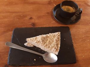 Bolo de bolacha 🍰🤎 at Apuro Vegan Bar in Porto