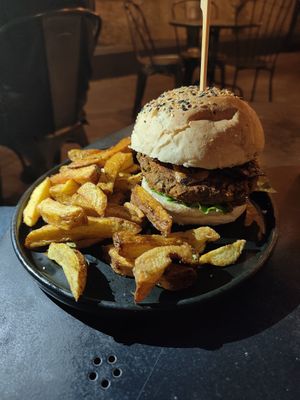 Burger at Apuro Vegan Bar in Porto