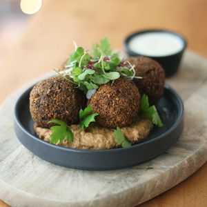 Falafel at Apuro Vegan Bar in Porto