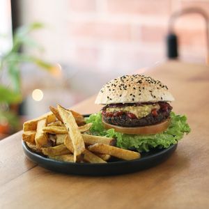 Purista burger at Apuro Vegan Bar in Porto