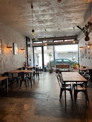 Inside   at Apuro Vegan Bar in Porto