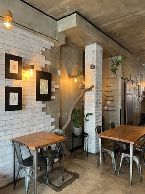 Inside  at Apuro Vegan Bar in Porto