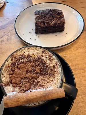 Desserts  at Apuro Vegan Bar in Porto